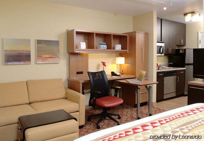 Towneplace Suites By Marriott Erie Oda fotoğraf